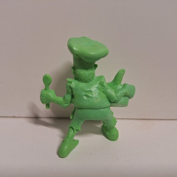 Stu B You SLUG Zombies Series 2 Green Zombie Figure Jakks 2012 Cooking Chef - Picture 3 of 6